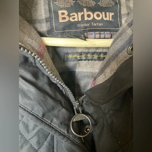 Barbour Navy Quilted Jacket - Picture 7 of 7